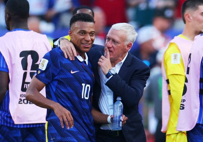 La estrategia del DT de Francia para proteger a Mbappé después de una reacción ante Paraguay que generó críticas en el Mundial