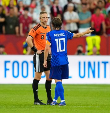La furia de Luka Modric tras la polémica con el VAR que decretó la eliminación de Croacia frente a Portugal en el Mundial