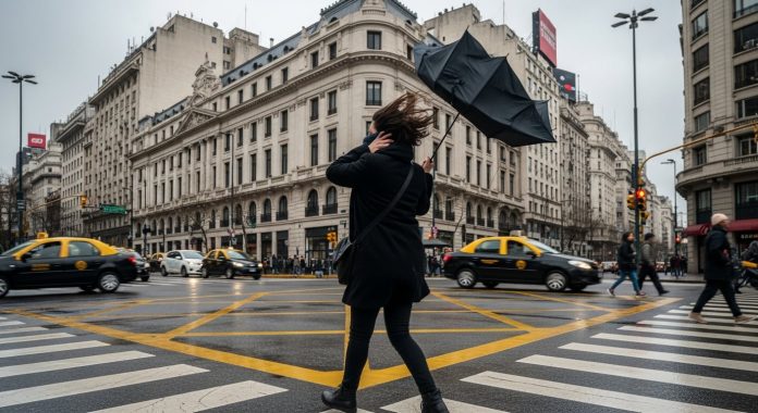 Rigen alertas por vientos, tormentas y nevadas en al menos 13 provincias: cómo estará el tiempo en el AMBA