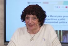 Tiene 70 años, es licenciada y depende de tres ingresos para sostenerse: “Trabajo de lunes a domingo para llegar a fin de mes”