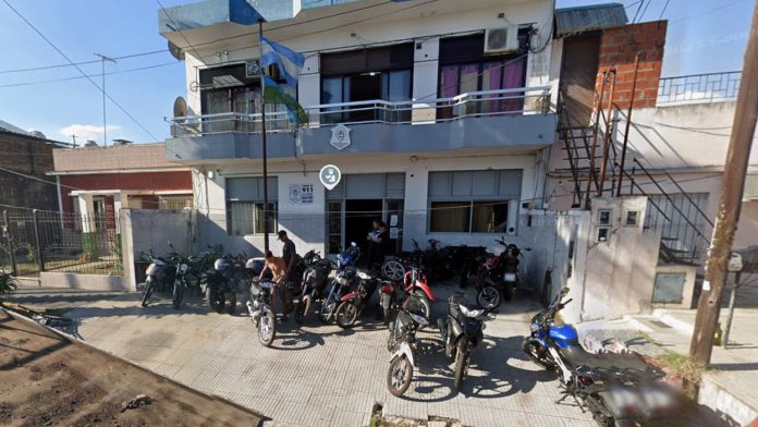 Una policía de la fuerza porteña se suicidó en una comisaría de La Matanza mientras su ex novio la denunciaba por violencia