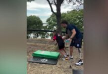 Le amputaron una pierna tras un accidente, volvió a trabajar como profesor y construyó un vínculo especial con un chico con discapacidad