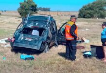 Vuelco fatal en la autopista Córdoba-Rosario: un conductor murió y dos mujeres resultaron heridas